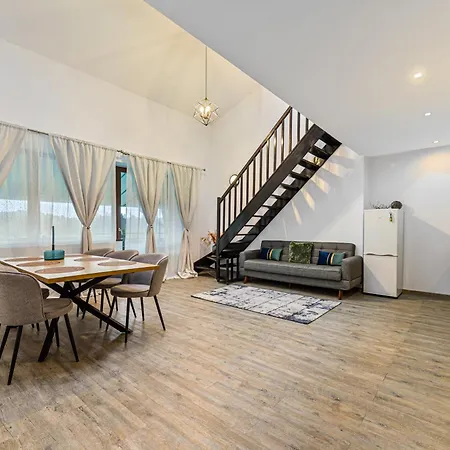 Zen Loft With Forest View In Silver Mountain-2